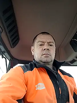 hugoboys4576 online show from 11/18/25, 08:50