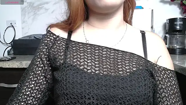Snapshot of kashvi_ chatting on 06/24/26, 07:33 kashvi online show from 06/24/26, 07:33