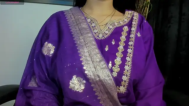 Snapshot of kashvi_ chatting on 02/12/26, 07:35 kashvi online show from 02/12/26, 07:35