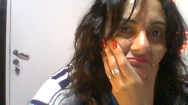 Snapshot of dulcefanny chatting on 06/11/26, 11:02 dulcefanny online show from 06/11/26, 11:02