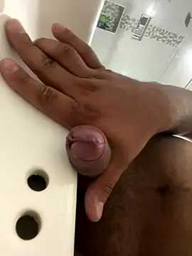 Snapshot of futsam653 chatting on 10/14/25, 08:37 futsam653 online show from 10/14/25, 08:37