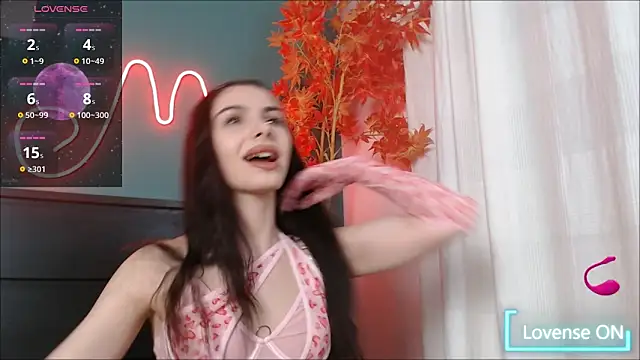 Snapshot of Moon_Shard chatting on 01/06/26, 09:41 Moon Shard online show from 01/06/26, 09:41