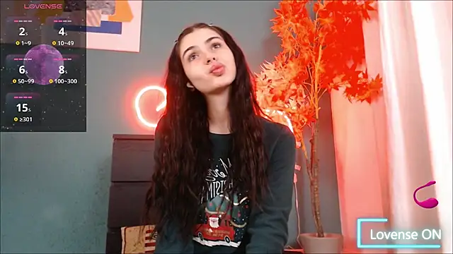 Snapshot of Moon_Shard chatting on 12/22/25, 11:27 Moon Shard online show from 12/22/25, 11:27