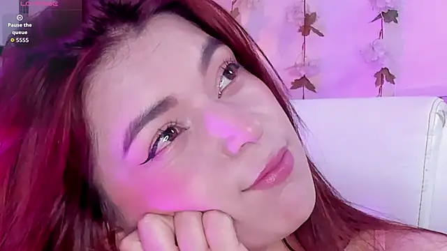 Jenniekim 18 online show from 10/14/25, 11:11