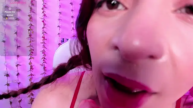 Jenniekim 18 online show from 10/16/25, 11:51