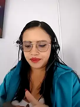 MILA  06 online show from 10/16/25, 12:35