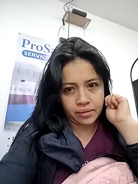 Snapshot of MILA__06 chatting on 02/05/26, 12:01 MILA 06 online show from 02/05/26, 12:01