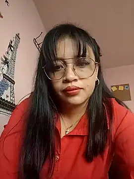 MILA  06 online show from 09/25/25, 12:22