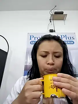 Snapshot of MILA__06 chatting on 02/06/26, 12:23 MILA 06 online show from 02/06/26, 12:23