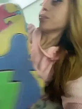 loirinhaaa online show from 10/21/25, 07:46