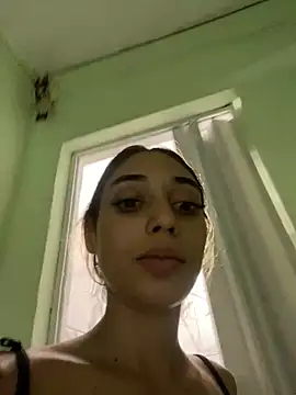 Snapshot of loirinhaaa chatting on 01/16/26, 09:19 loirinhaaa online show from 01/16/26, 09:19