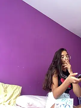 loirinhaaa online show from 04/05/26, 06:47