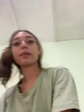 Snapshot of loirinhaaa chatting on 01/07/26, 02:22 loirinhaaa online show from 01/07/26, 02:22