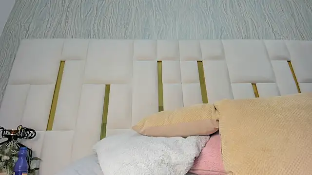 mia vy online show from 05/08/26, 02:59