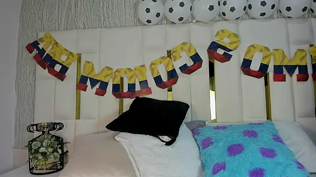 Snapshot of mia_vy chatting on 06/28/26, 03:13 mia vy online show from 06/28/26, 03:13