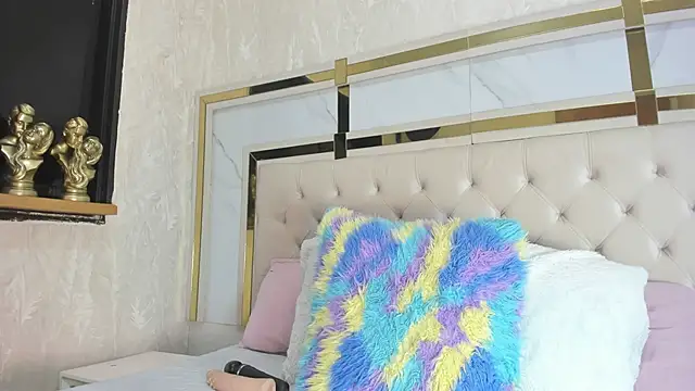 mia vy online show from 01/08/26, 07:20