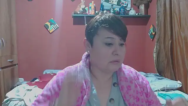 Snapshot of Sasharosee2 chatting on 01/09/26, 12:01 Sasharosee2 online show from 01/09/26, 12:01