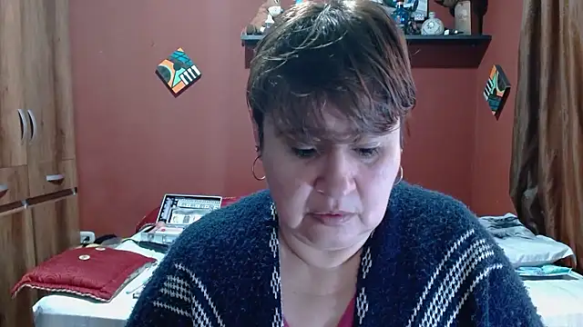 Snapshot of Sasharosee2 chatting on 01/17/26, 12:20 Sasharosee2 online show from 01/17/26, 12:20