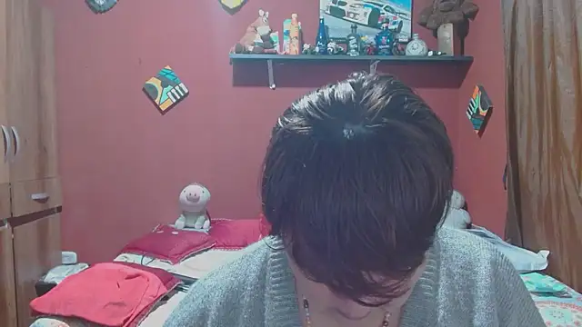 Snapshot of Sasharosee2 chatting on 02/09/26, 12:03 Sasharosee2 online show from 02/09/26, 12:03