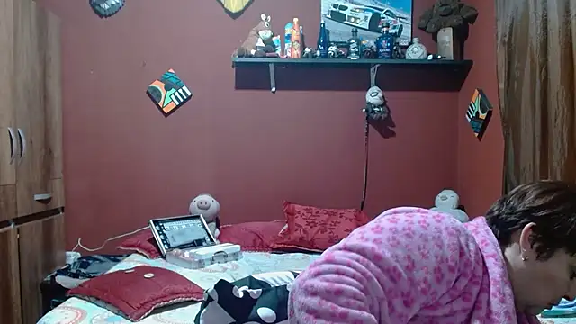 Snapshot of Sasharosee2 chatting on 02/12/26, 12:16 Sasharosee2 online show from 02/12/26, 12:16