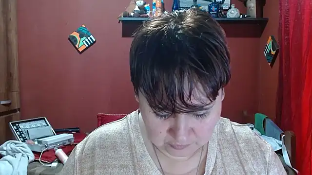 Snapshot of Sasharosee2 chatting on 12/22/25, 01:22 Sasharosee2 online show from 12/22/25, 01:22