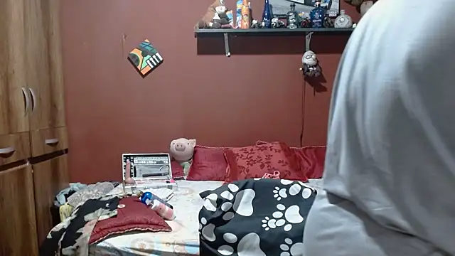 Snapshot of Sasharosee2 chatting on 02/03/26, 12:21 Sasharosee2 online show from 02/03/26, 12:21