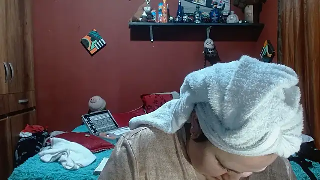 Snapshot of Sasharosee2 chatting on 02/17/26, 01:19 Sasharosee2 online show from 02/17/26, 01:19