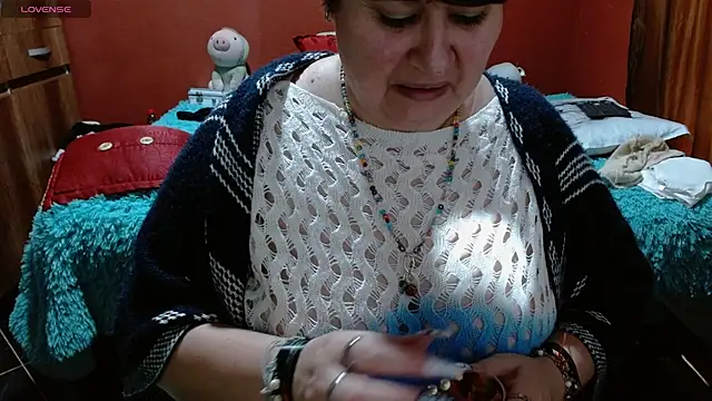 Snapshot of Sasharosee2 chatting on 02/21/26, 01:46 Sasharosee2 online show from 02/21/26, 01:46