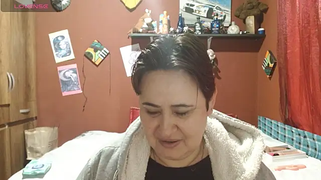 Sasharosee2 online show from 10/12/25, 12:17