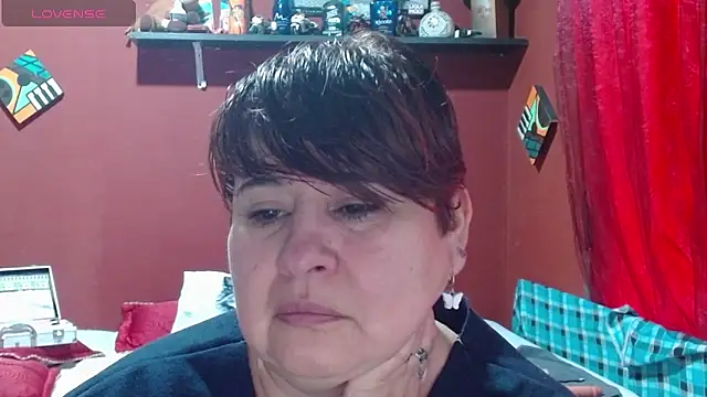 Snapshot of Sasharosee2 chatting on 12/03/25, 01:32 Sasharosee2 online show from 12/03/25, 01:32