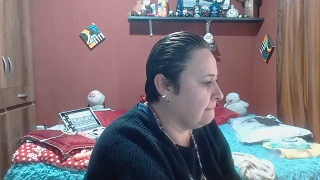 Snapshot of Sasharosee2 chatting on 02/18/26, 01:18 Sasharosee2 online show from 02/18/26, 01:18