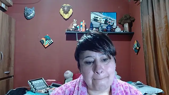 Snapshot of Sasharosee2 chatting on 02/25/26, 01:22 Sasharosee2 online show from 02/25/26, 01:22