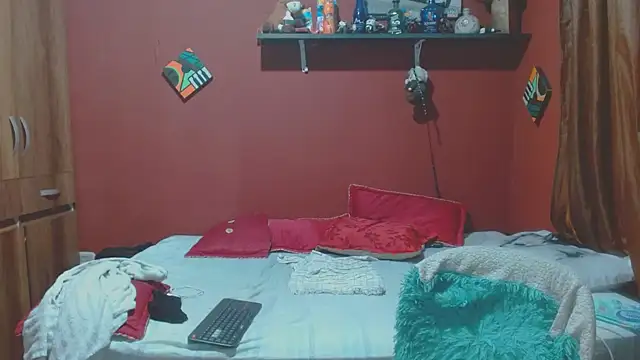 Snapshot of Sasharosee2 chatting on 01/14/26, 12:09 Sasharosee2 online show from 01/14/26, 12:09