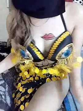 shahinaz-123 online show from 02/08/26, 12:36