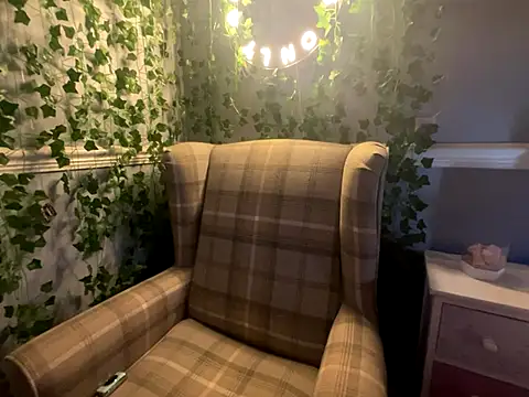 BonnyDesire online show from 11/27/25, 04:29