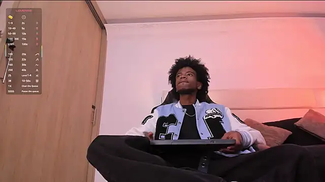 AllexJacob online show from 01/07/26, 11:59