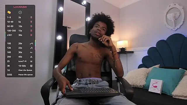 AllexJacob online show from 10/11/25, 01:23