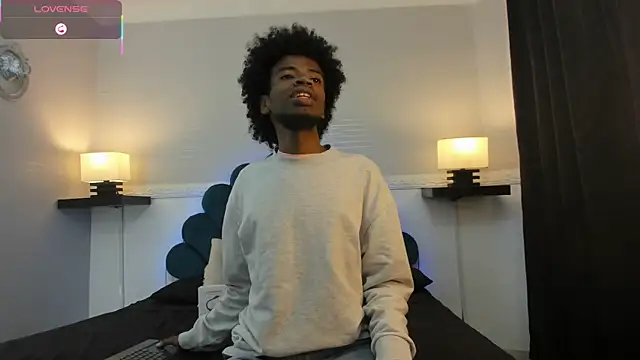 AllexJacob online show from 10/10/25, 01:12