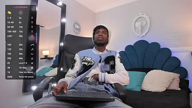 AllexJacob online show from 10/25/25, 01:12