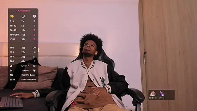 AllexJacob online show from 11/13/25, 01:04