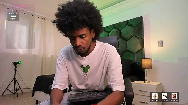 AllexJacob online show from 04/18/26, 01:13