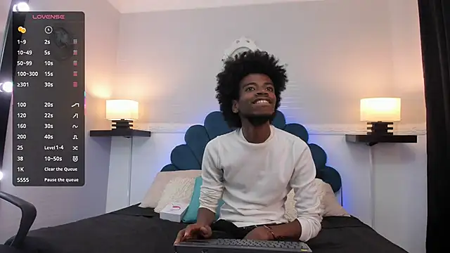 AllexJacob online show from 10/13/25, 01:12