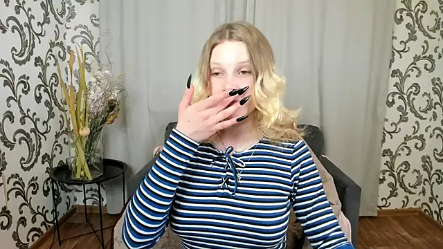  Velvet peach  online show from 11/14/25, 11:14