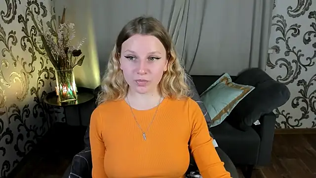  Velvet peach  online show from 10/21/25, 11:53