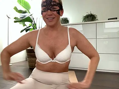 NikitaSky online show from 12/04/25, 11:20