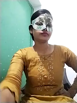 ms-naina online show from 12/04/25, 06:40