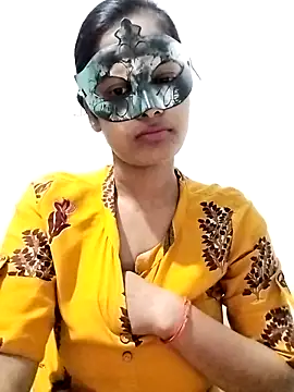 ms-naina online show from 05/07/26, 06:22