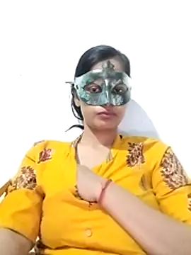 ms-naina online show from 04/23/26, 05:36