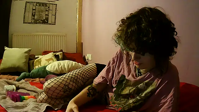 Snapshot of Nydia_Levine chatting on 10/06/25, 03:24 Nydia Levine online show from 10/06/25, 03:24