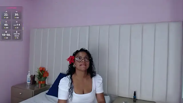 valery storm  online show from 10/12/25, 11:22